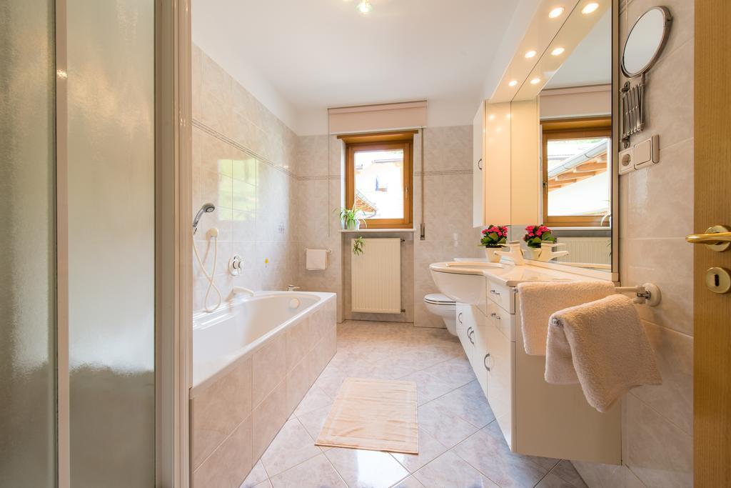 Weifnerhof Villa Termeno Luaran gambar